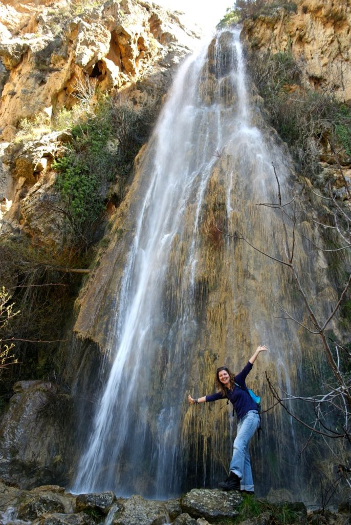 Beim Wandern in Andalusien trifft man auf Wasserfälle