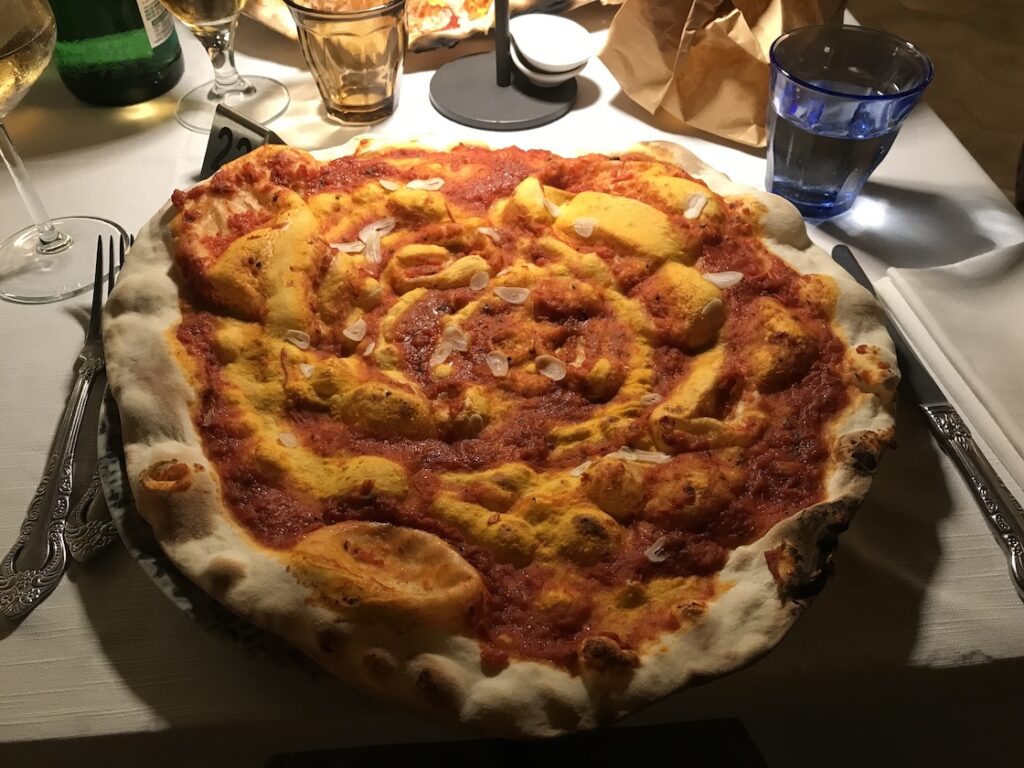 italienische Pizza in Bomarzo, @tierisch-in-fahrt.de