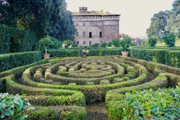 Hunde erlaubt im Schlossgarten Ruspoli, @tierisch-in-fahrt.de