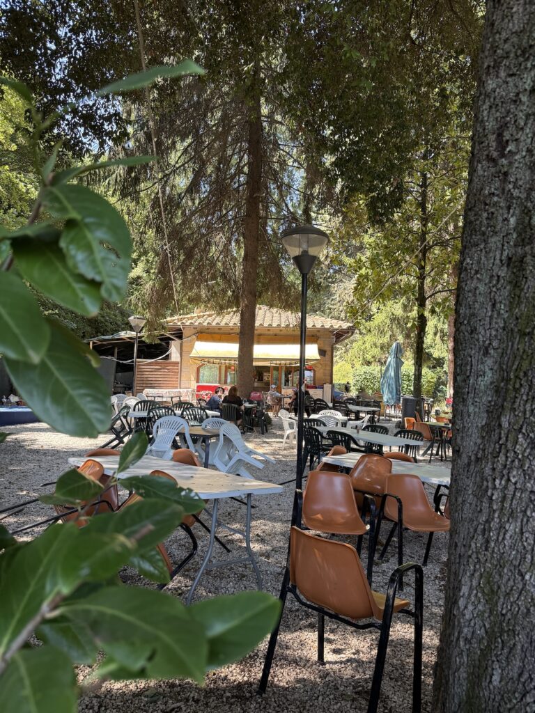 Biergarten Italien, @tierisch-in-fahrt.de